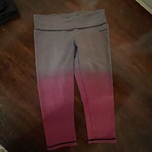 Danskin Ombré pink and gray low rise crop leggings size medium